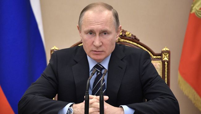 Президент РФ Владимир Путин проводит очередное совещание с членами правительства РФ. 14 марта 2017. Архивное фото Президент РФ Владимир Путин проводит очередное совещание с членами правительства РФ. 14 марта 2017. Архивное фото