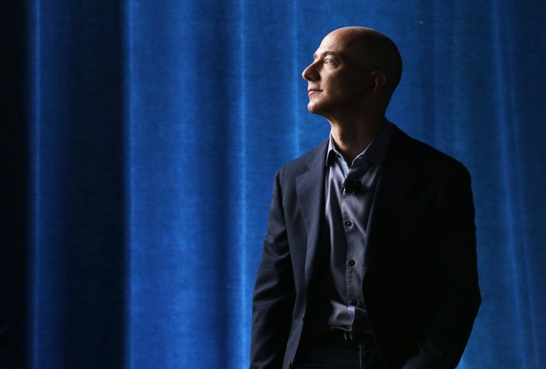 Генеральный директор Amazon Джефф Безос Генеральный директор Amazon Джефф Безос