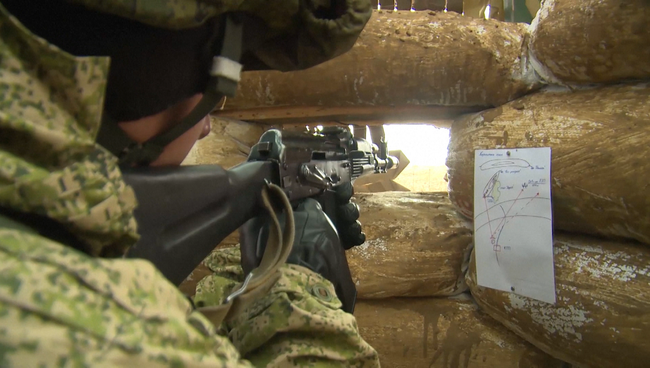 Проверка боем – в Крыму стартовали крупномасштабные военные учения ВДВ Проверка боем – в Крыму стартовали крупномасштабные военные учения ВДВ