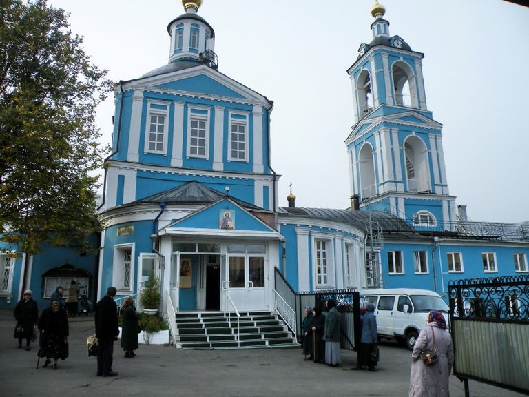 Храм во имя святых апостолов Петра и Павла в Сергиевом Посаде Храм во имя святых апостолов Петра и Павла в Сергиевом Посаде