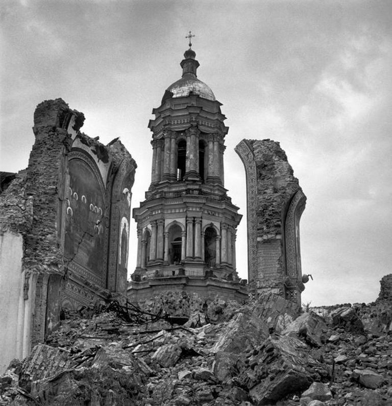 Фото из книги Джон Стейнбек Русский дневник, Robert Capa 1947 Фото из книги Джон Стейнбек Русский дневник, Robert Capa 1947