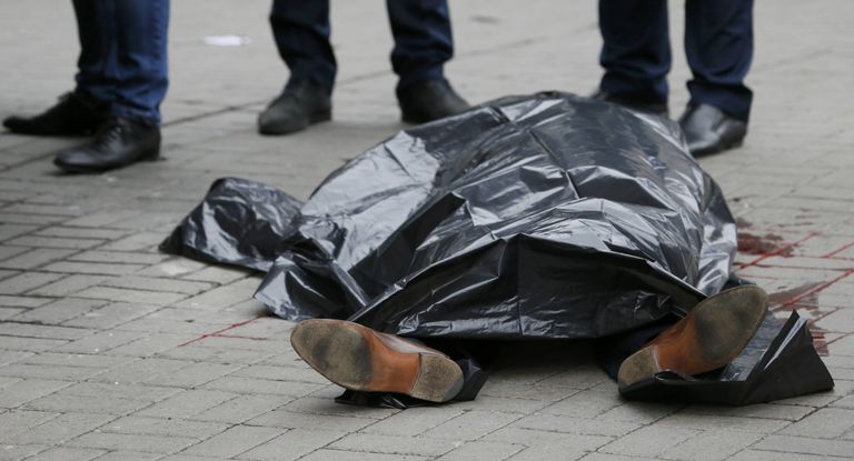 На месте убийства бывшего депутата Госдумы России Дениса Вороненкова в Киеве, Украина. 23 марта 2017 На месте убийства бывшего депутата Госдумы России Дениса Вороненкова в Киеве, Украина. 23 марта 2017
