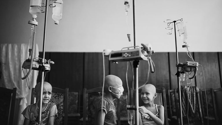Работа фотографа из России Антона Уницына Ангелы клиники для конкурса фотографии HIPA Работа фотографа из России Антона Уницына Ангелы клиники для конкурса фотографии HIPA
