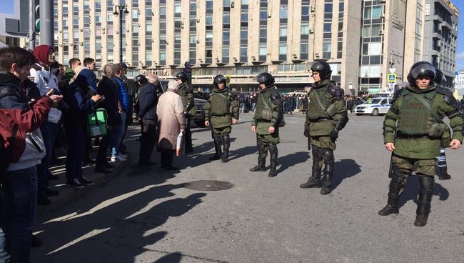В центре Москве проходит несанкционированная акция 26.03.2017 В центре Москве проходит несанкционированная акция 26.03.2017