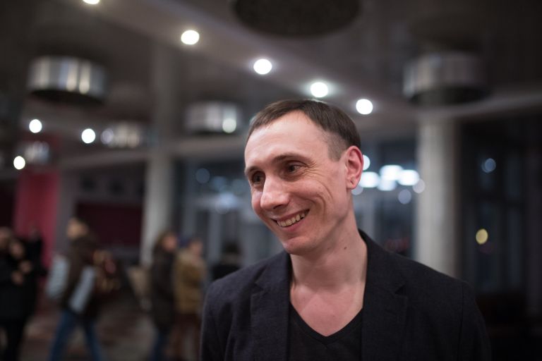 Хореограф Артем Игнатьев перед показом танцевального спектакля Завод машин композитора Андрея Кулигина в Культурном центре ЗИЛ в Москве Хореограф Артем Игнатьев перед показом танцевального спектакля Завод машин композитора Андрея Кулигина в Культурном центре ЗИЛ в Москве