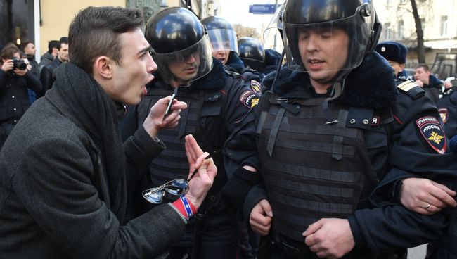 Несанкционированная акция на Пушкинской площади в Москве Несанкционированная акция на Пушкинской площади в Москве