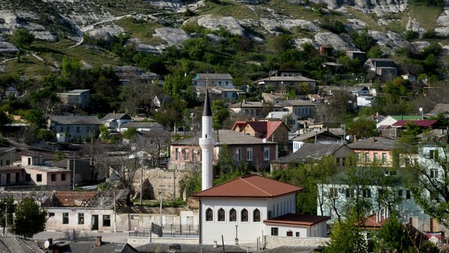 Вид на Большую Ханскую мечеть в Бахчисарае в Крыму. Архивное фото Вид на Большую Ханскую мечеть в Бахчисарае в Крыму. Архивное фото