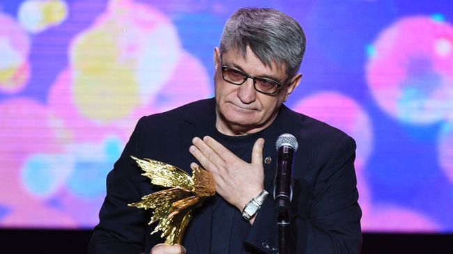 Режиссер Александр Сокуров Режиссер Александр Сокуров