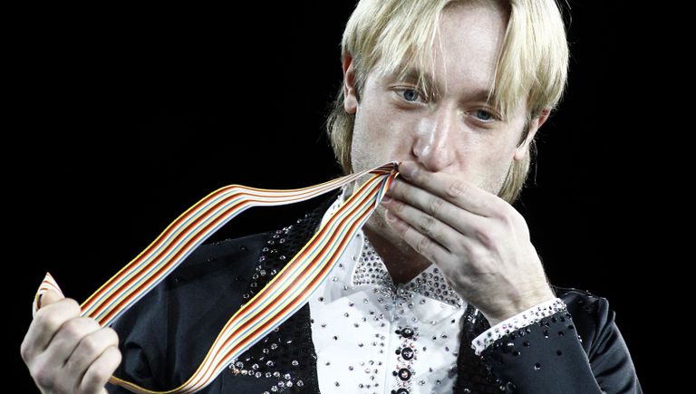 Евгений Плющенко на чемпионате Европы по фигурному катанию в Шеффилде, Великобритания Евгений Плющенко на чемпионате Европы по фигурному катанию в Шеффилде, Великобритания