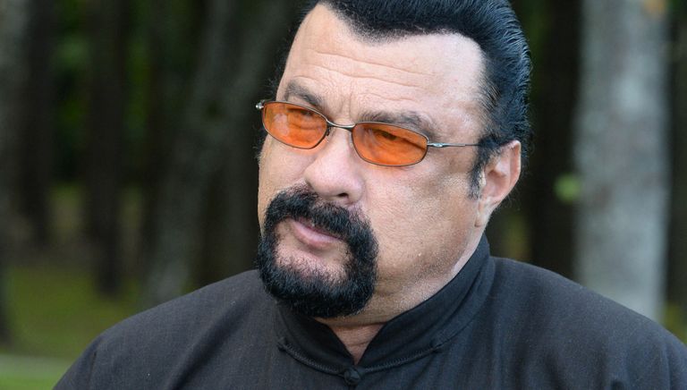 Американский актер Стивен Сигал во время визита в Белоруссию Американский актер Стивен Сигал во время визита в Белоруссию