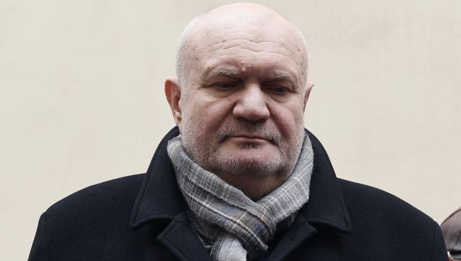 Начальник ГУП Петербургский метрополитен Владимир Гарюгин во время пресс-конференции у станции метро Технологический институт в Санкт-Петербурге