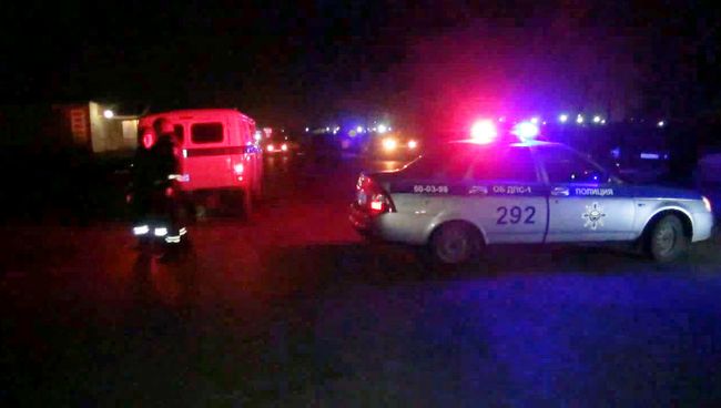Кадры с места нападения на наряд ДПС в Астрахани, где погибли двое полицейских