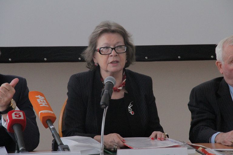 Сопредседатель Зиновьевского клуба МИА Россия сегодня Ольга Зиновьева участвует в Логическом семинаре в Доме культуры Курчатовского института Сопредседатель Зиновьевского клуба МИА Россия сегодня Ольга Зиновьева участвует в Логическом семинаре в Доме культуры Курчатовского института