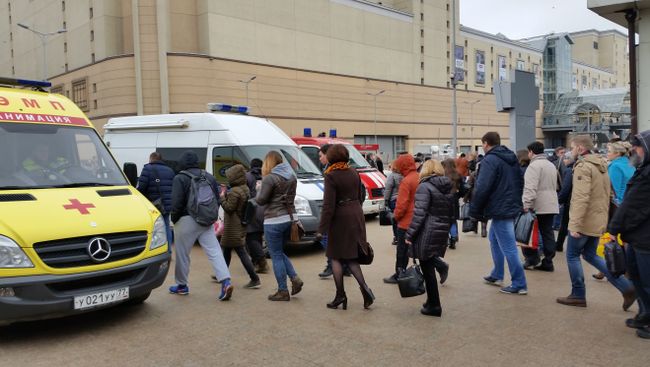 Ситуация на Курском вокзале в Москве. 5 апреля 2017 Ситуация на Курском вокзале в Москве. 5 апреля 2017