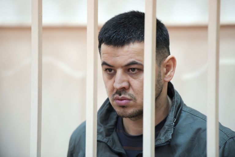 Подозреваемый в соучастии в совершении теракта в петербургском метро Содик Ортиков в Басманном районном суде Москвы. 7 апреля 2017 Подозреваемый в соучастии в совершении теракта в петербургском метро Содик Ортиков в Басманном районном суде Москвы. 7 апреля 2017