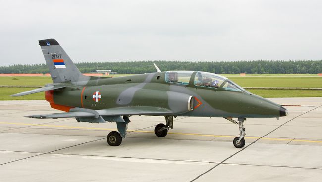 Учебно-боевой самолет Soko G-4 Super Galeb ВВС Сербии. Архивное фото Учебно-боевой самолет Soko G-4 Super Galeb ВВС Сербии. Архивное фото