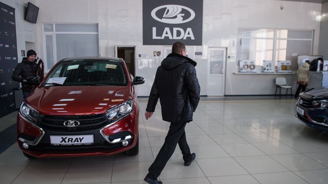 Продажа автомобилей Lada в автосалоне Продажа автомобилей Lada в автосалоне