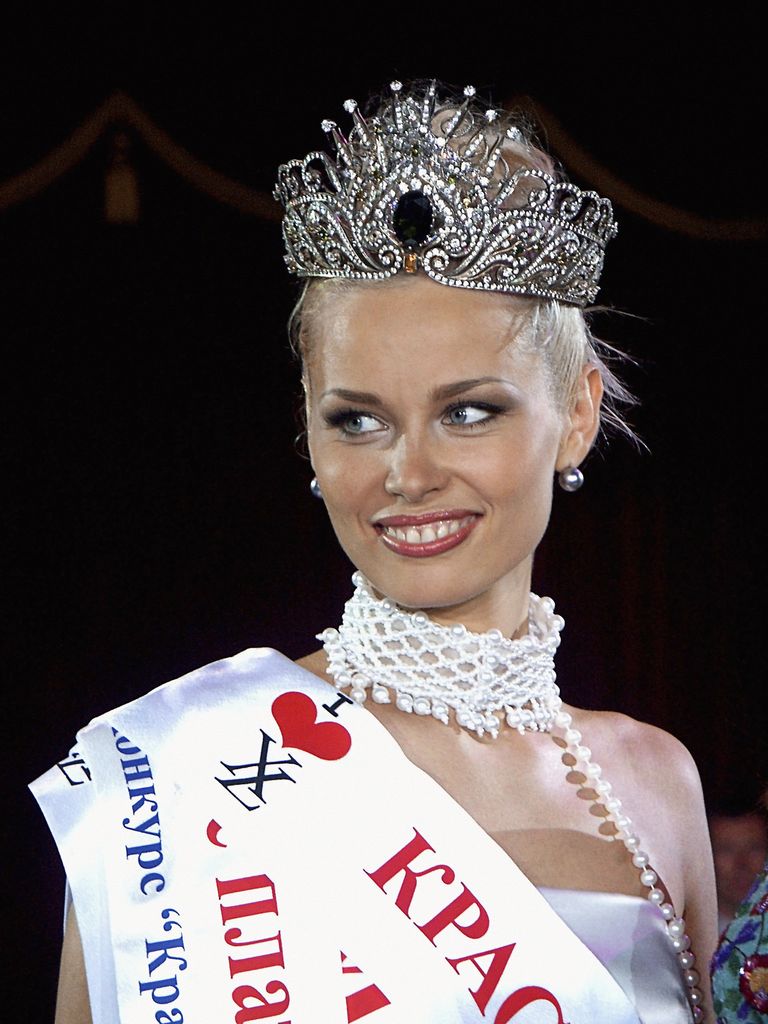Краса России-2002 Анна Татаринцева