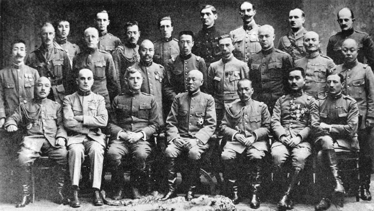 Представители союзников Антанты во время интервенции в Россию в 1918-1920 годах Представители союзников Антанты во время интервенции в Россию в 1918-1920 годах