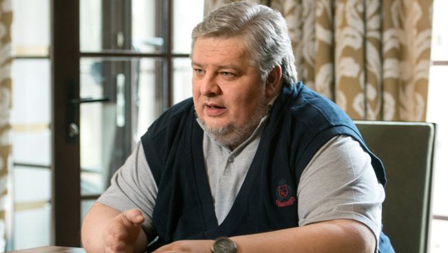 Руководитель фонда Дар Илья Елисеев Руководитель фонда Дар Илья Елисеев