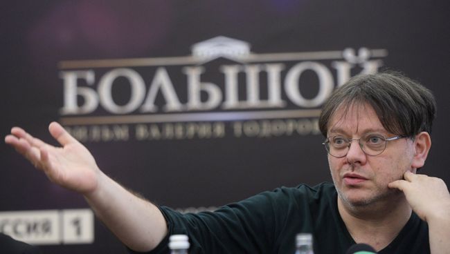 Режиссёр Валерий Тодоровский на пресс-конференции перед премьерой своего фильма Большой Режиссёр Валерий Тодоровский на пресс-конференции перед премьерой своего фильма Большой