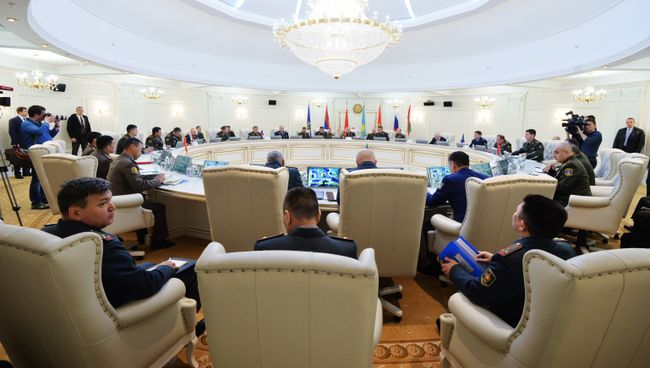 Участники десятого заседания военного комитета ОДКБ в Минске. 19 апреля 2017 Участники десятого заседания военного комитета ОДКБ в Минске. 19 апреля 2017