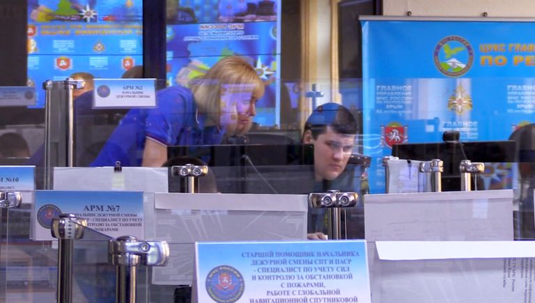 Работа оперативного штаба поисково-спасательной операции на месте кораблекрушения сухогруза Герои Арсенала в акватории Черного моря Работа оперативного штаба поисково-спасательной операции на месте кораблекрушения сухогруза Герои Арсенала в акватории Черного моря