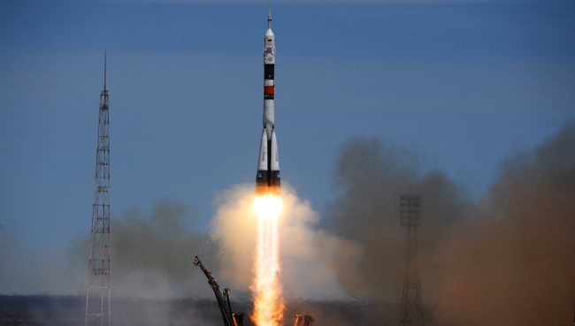 Пуск ракеты-носителя Союз с транспортным пилотируемым кораблем. Архивное фото Пуск ракеты-носителя Союз с транспортным пилотируемым кораблем. Архивное фото