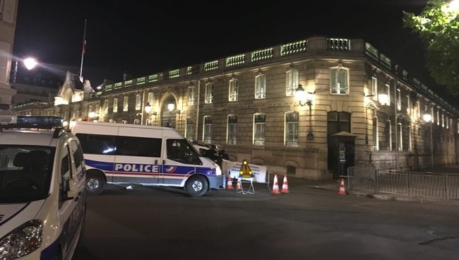 Ситуация на месте стрельбы в центре Парижа