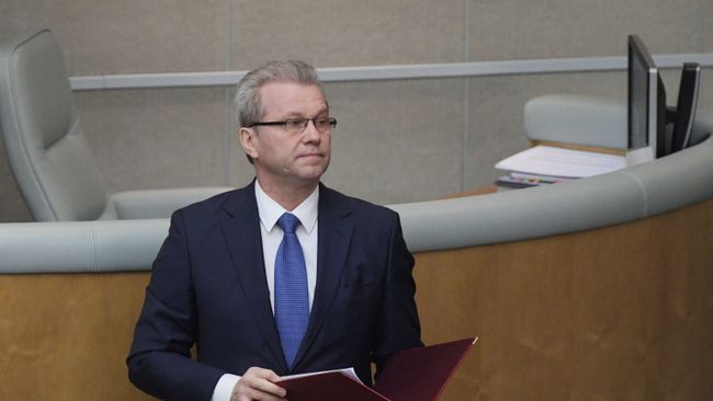 Полномочный представитель президента РФ в Государственной Думе РФ Гарри Минх Полномочный представитель президента РФ в Государственной Думе РФ Гарри Минх
