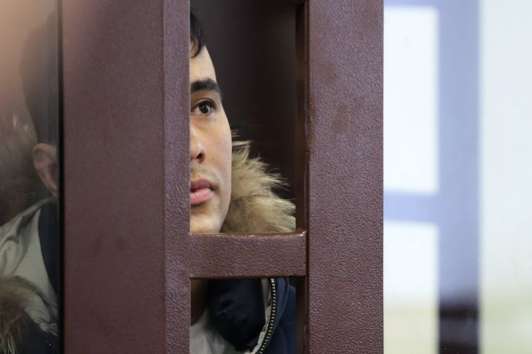 Суд арестовал предполагаемых соучастников теракта в Санкт-Петербурге Суд арестовал предполагаемых соучастников теракта в Санкт-Петербурге