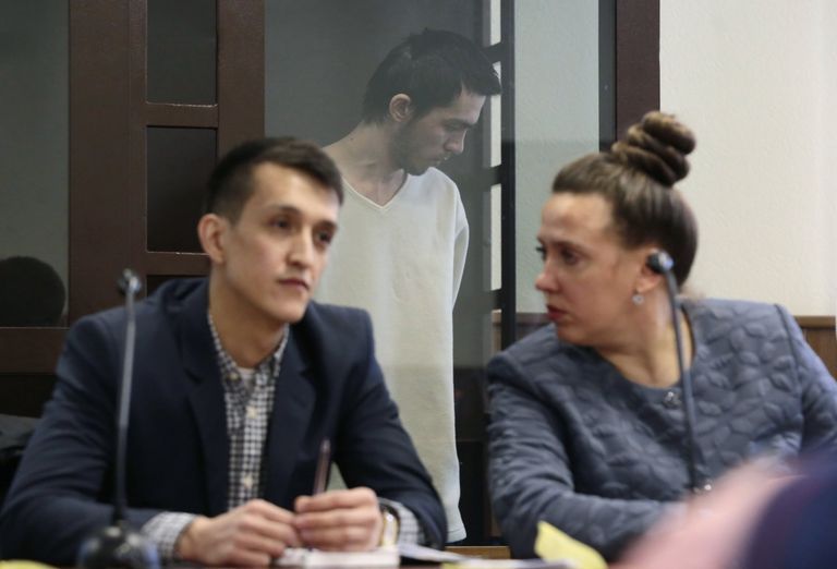 Суд арестовал предполагаемых соучастников теракта в Санкт-Петербурге Суд арестовал предполагаемых соучастников теракта в Санкт-Петербурге