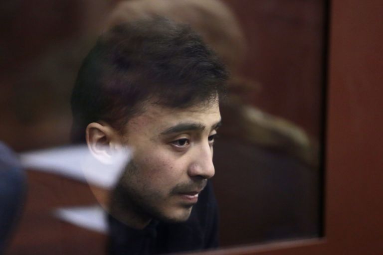 Суд арестовал предполагаемых соучастников теракта в Санкт-Петербурге Суд арестовал предполагаемых соучастников теракта в Санкт-Петербурге