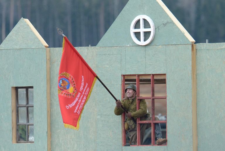 Военно-историческая реконструкция Штурм Берлина Военно-историческая реконструкция Штурм Берлина