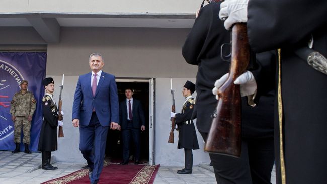 Президент Республики Южная Осетия Анатолий Бибилов. Архивное фото Президент Республики Южная Осетия Анатолий Бибилов. Архивное фото