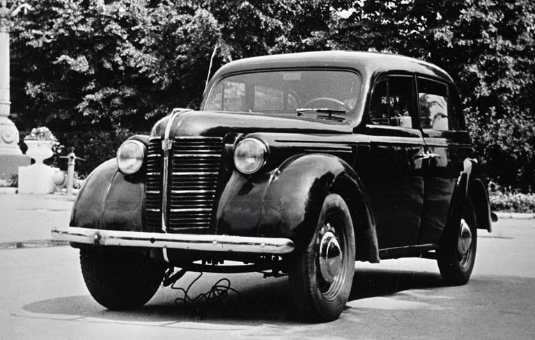 Автомобиль КИМ-10-52 Автомобиль КИМ-10-52