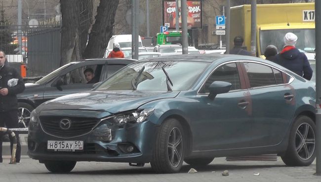 На месте ДТП со стрельбой на улице Бутырский вал в Москве. 25 апреля 2017 На месте ДТП со стрельбой на улице Бутырский вал в Москве. 25 апреля 2017