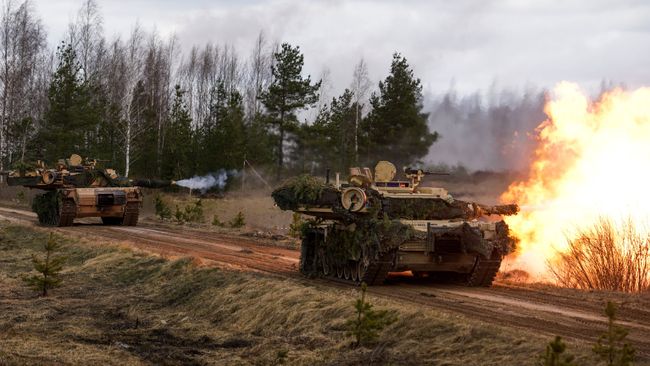 Танки M1 Abrams на международных военных учениях Summer Shield XIV Танки M1 Abrams на международных военных учениях Summer Shield XIV