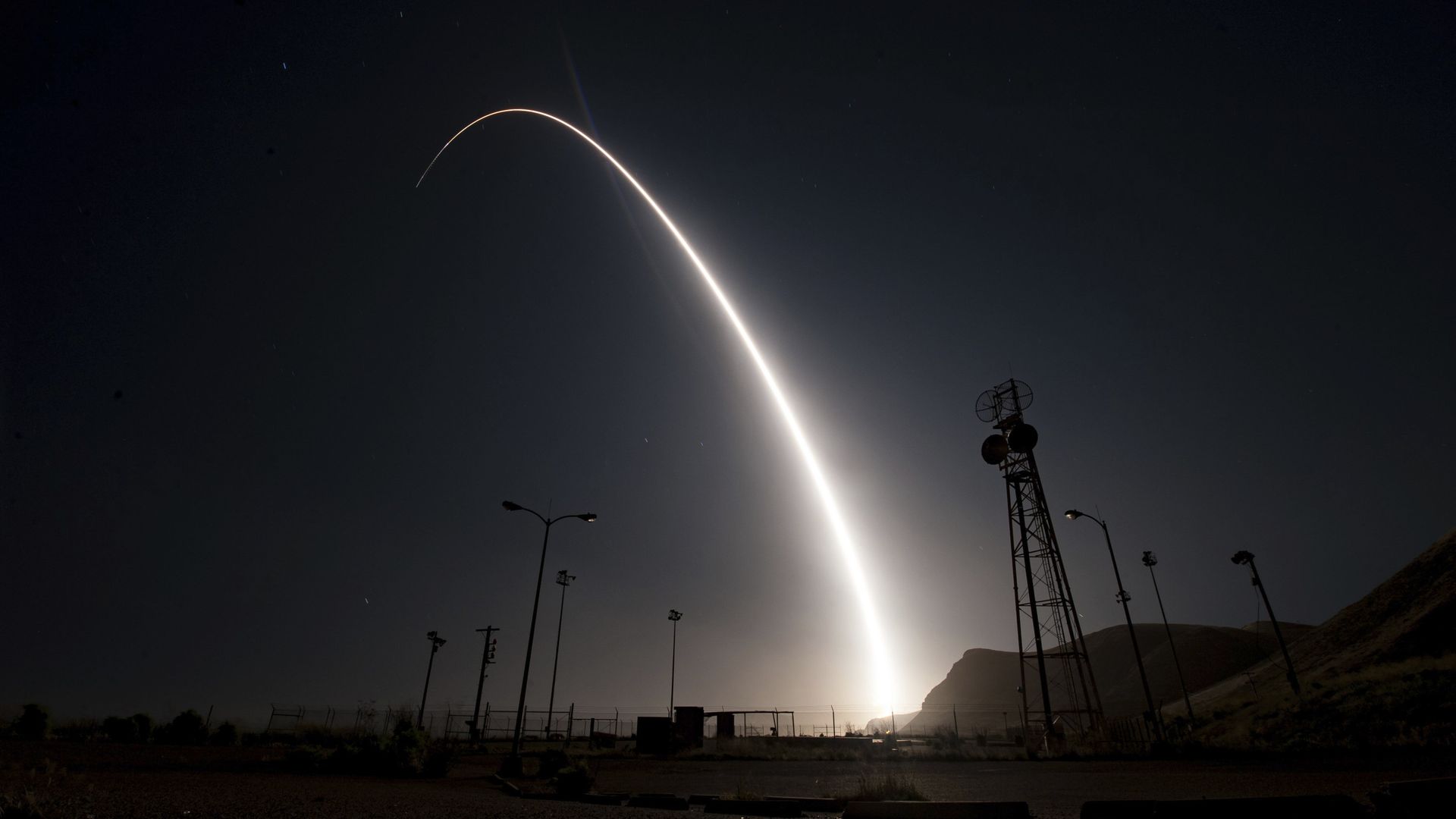 Испытания межконтинентальной баллистической ракеты Minuteman III Испытания межконтинентальной баллистической ракеты Minuteman III - РИА Новости, 1920, 14.02.2024