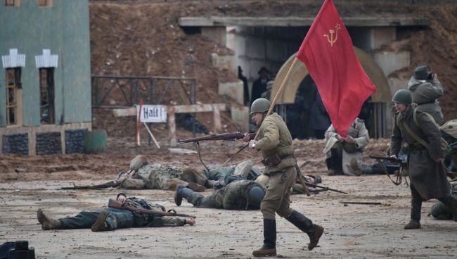 Военно-историческая реконструкция Штурм Берлина. Архив Военно-историческая реконструкция Штурм Берлина. Архив