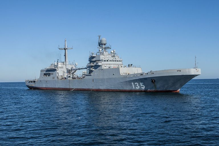 Большой десантный корабль (БДК) проекта 11711 Иван Грен