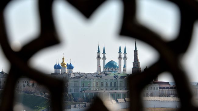 Казанский кремль со смотровой площадки Центра семьи Казан Казанский кремль со смотровой площадки Центра семьи Казан