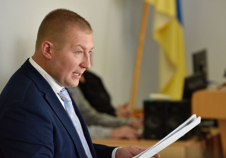 Адвокат экс-президента Украины Виктора Януковича Виталий Сердюк на заседании Оболонского районного суда Киева Адвокат экс-президента Украины Виктора Януковича Виталий Сердюк на заседании Оболонского районного суда Киева