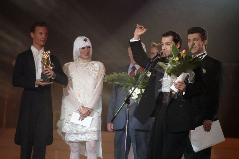 Вручение премии Овация-93 Федору Бондарчуку 