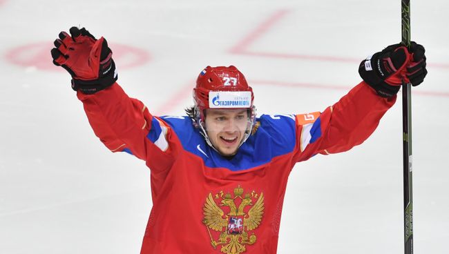 Игрок сборной России Артемий Панарин радуется забитому голу в мачте 1/4 плей-офф чемпионата мира по хоккею между сборными командами России и Германии Игрок сборной России Артемий Панарин радуется забитому голу в мачте 1/4 плей-офф чемпионата мира по хоккею между сборными командами России и Германии