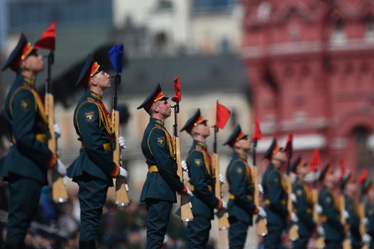 Военнослужащие на генеральной репетиции военного парада в Москве, посвящённого 72-й годовщине Победы в Великой Отечественной войне Военнослужащие на генеральной репетиции военного парада в Москве, посвящённого 72-й годовщине Победы в Великой Отечественной войне