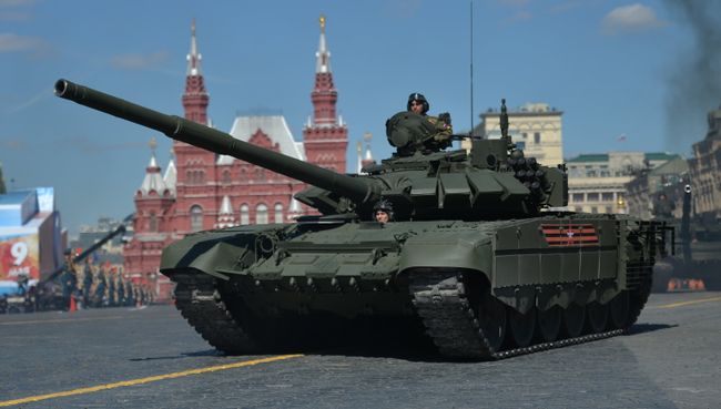 Танк Т-72Б3. Архивное фото Танк Т-72Б3. Архивное фото