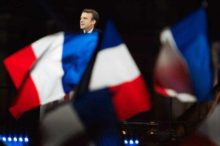 Лидер движения En Marche Эммануэль Макрон, победивший на президентских выборах во Франции, во время своей победной речи перед Лувром в Париже Лидер движения En Marche Эммануэль Макрон, победивший на президентских выборах во Франции, во время своей победной речи перед Лувром в Париже