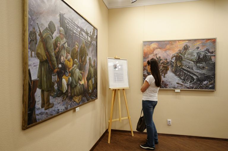 Экспозиция Диорама народного художника России В. К. Чебанова, посвященная бою 22-ой Сибирской гвардейской дивизии