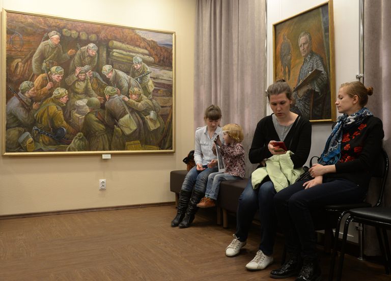 Экспозиция Диорама народного художника России В. К. Чебанова, посвященная бою 22-ой Сибирской гвардейской дивизии